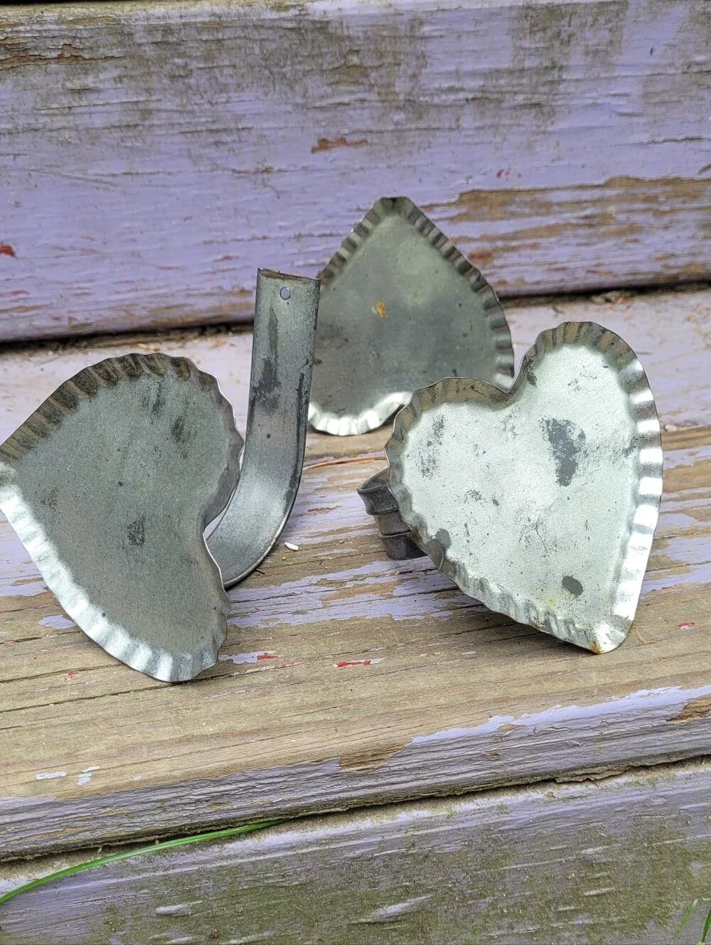 Heart Shaped Wall Hook Vintage Crimped Edge Cottagecore